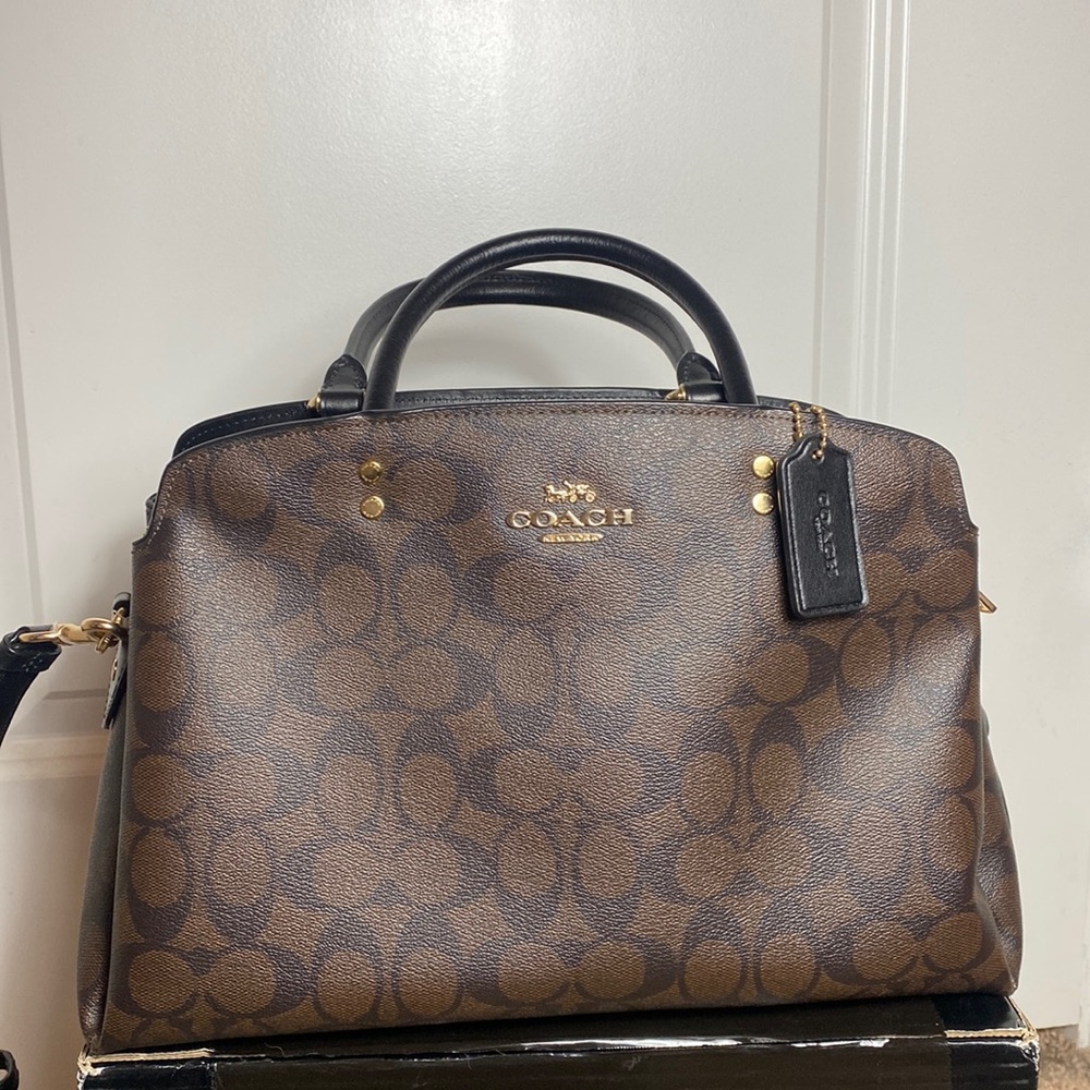 **SOLD** Lillie Carryall in signature canvas Gold brown black